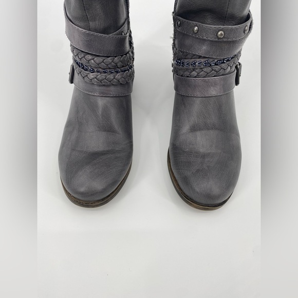 RAMPAGE Women's Interest
Zipper and Buckle Knee High
Riding Women's boots size 7 - Picture 10 of 12